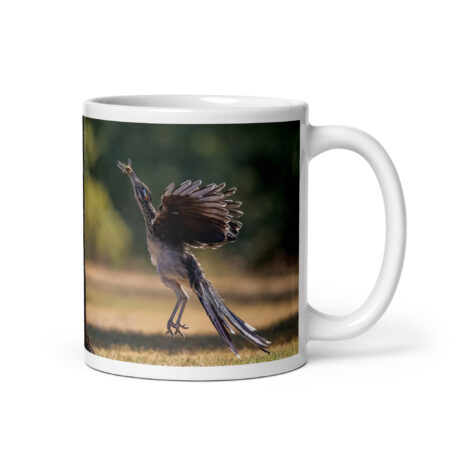 Rushing with a prey! White glossy mug